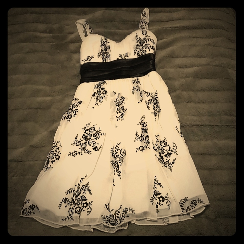 Semi-formal dress